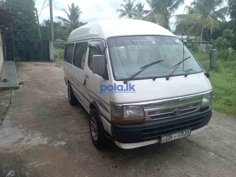 Toyota Hiace - photo 13