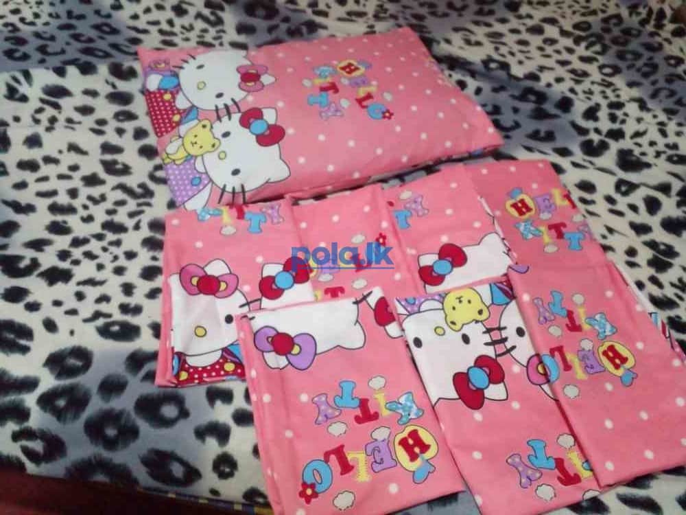 Pillowcases & carpet's - photo 10