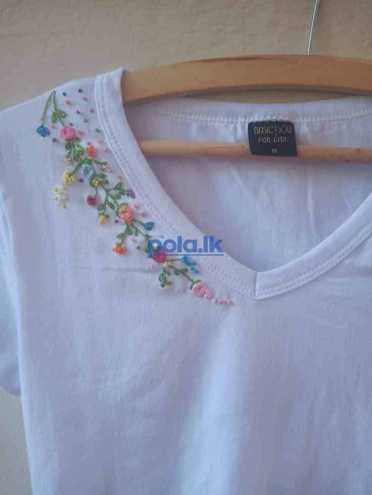 Embroidery unisex t-shirt - photo 13
