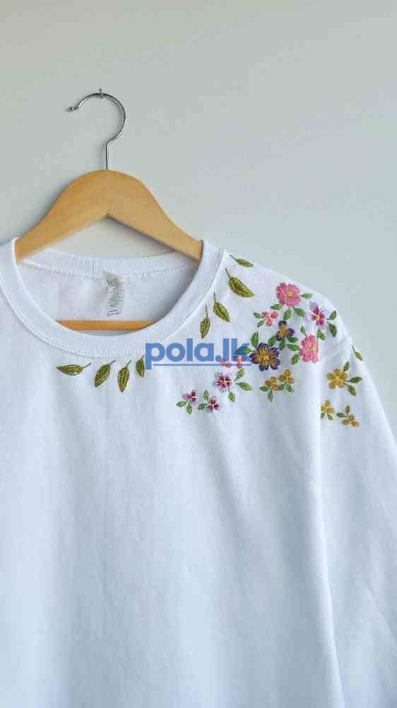 Embroidery unisex t-shirt - photo 5