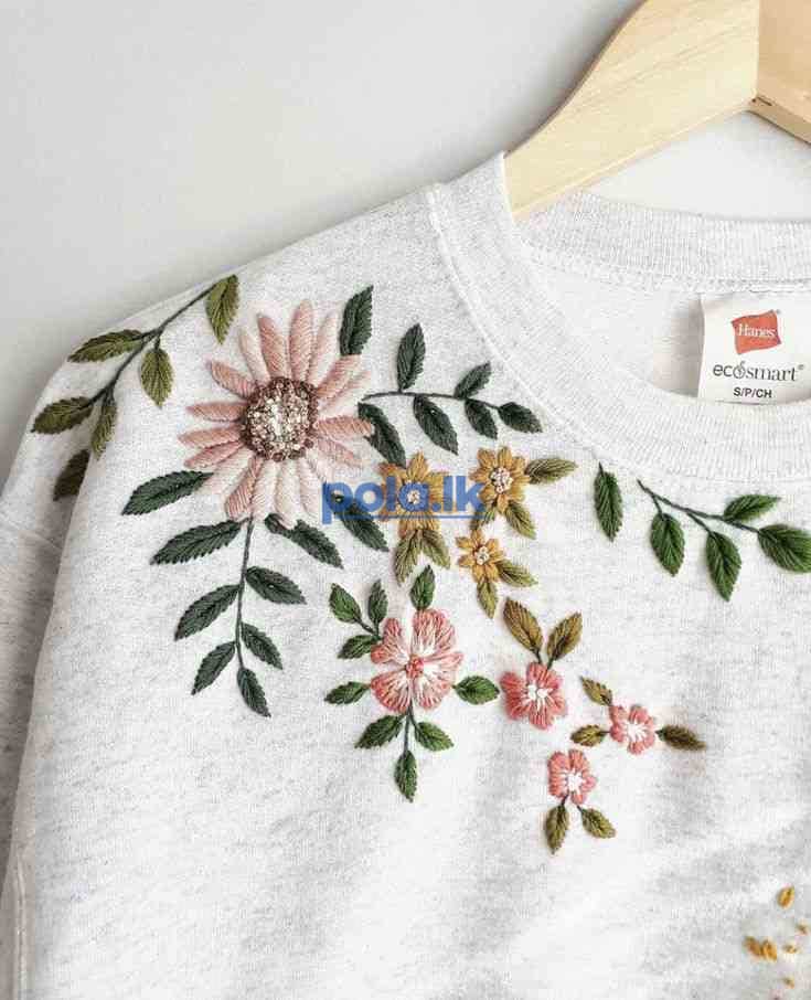 Embroidery unisex t-shirt - photo 1