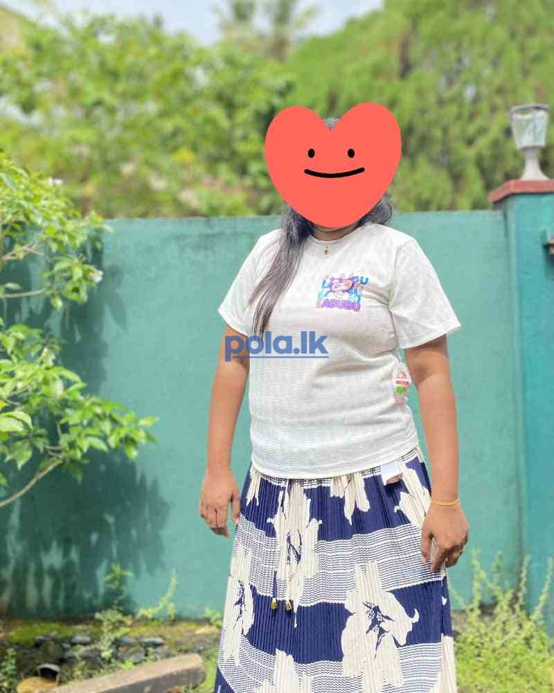 Ladies fashion skirt - photo 2