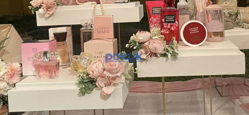 White trousseau boxes - photo 4