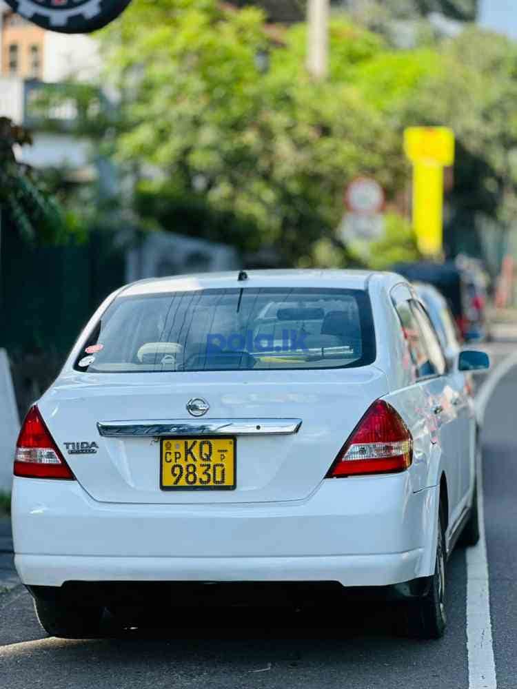 Nissan tiida - photo 12
