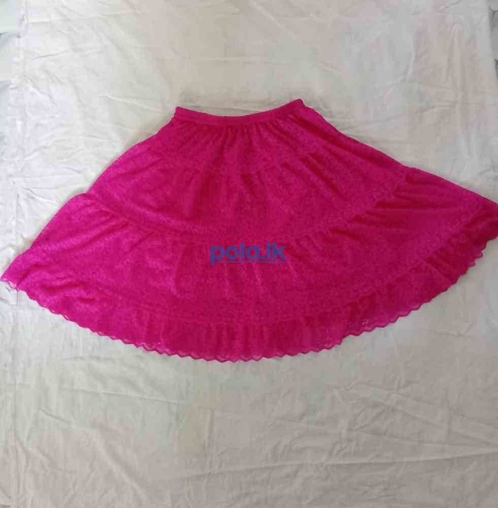 Ladies lace skirts - photo 1