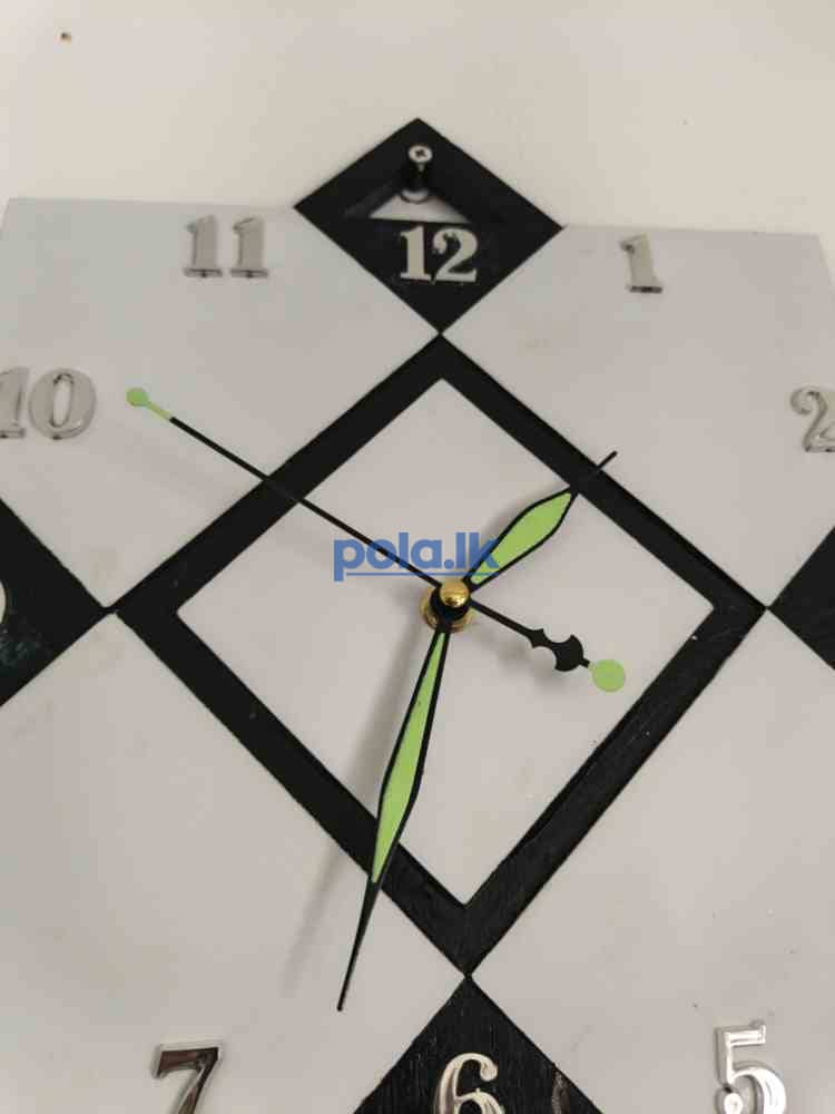 Beautiful wooden clock - photo 3