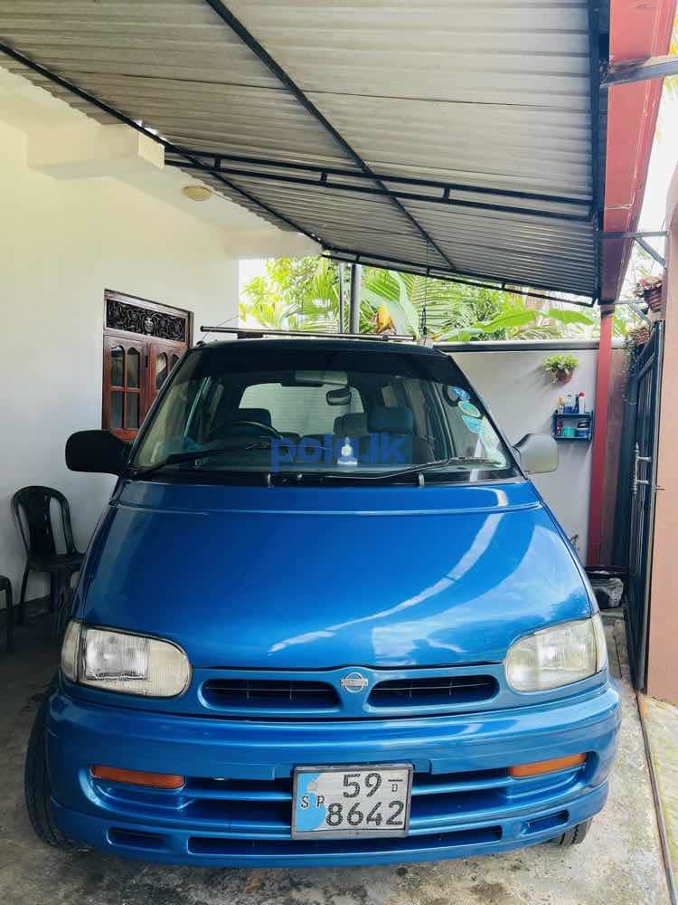 Nissan serena - photo 3