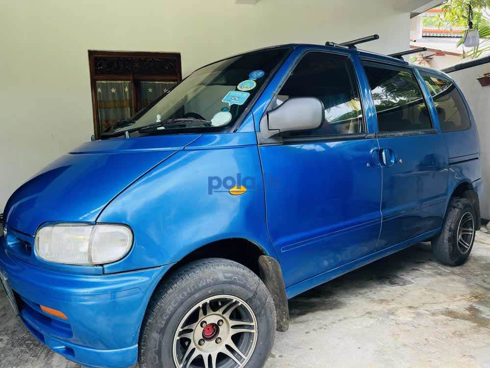 Nissan serena - photo 2