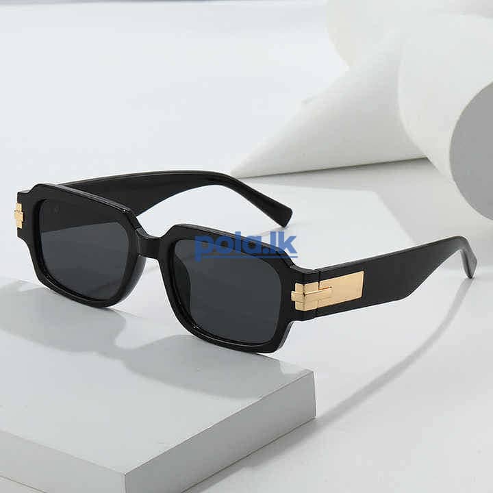 Trendy unisex sunglasses - photo 4