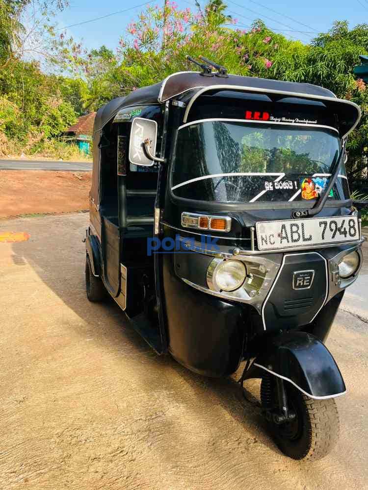 Bajaj three-wheeler 2016 - photo 2
