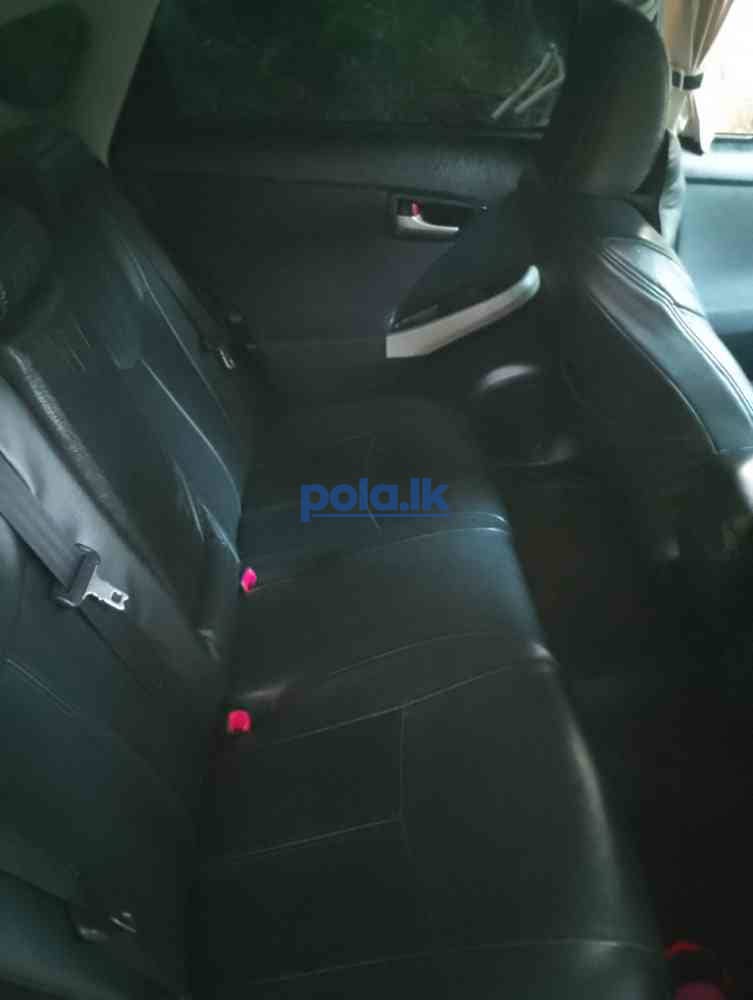 Toyota prius - photo 1