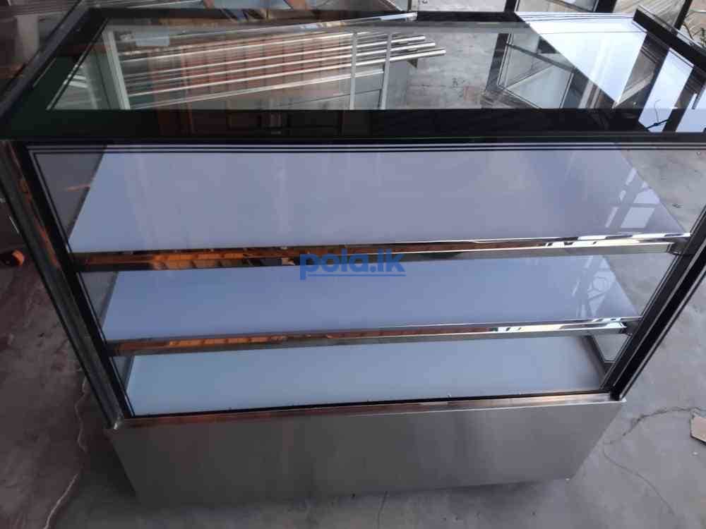 Brand-new display showcase - photo 2
