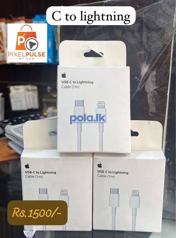 USB-C to lightning cable - photo 1