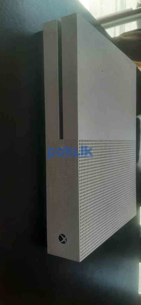 Sony Xbox one s - photo 3