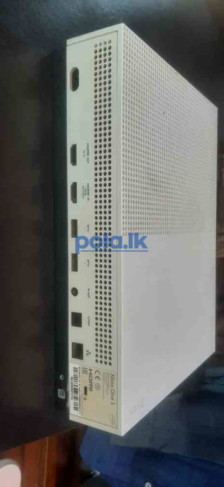 Sony Xbox one s - photo 4