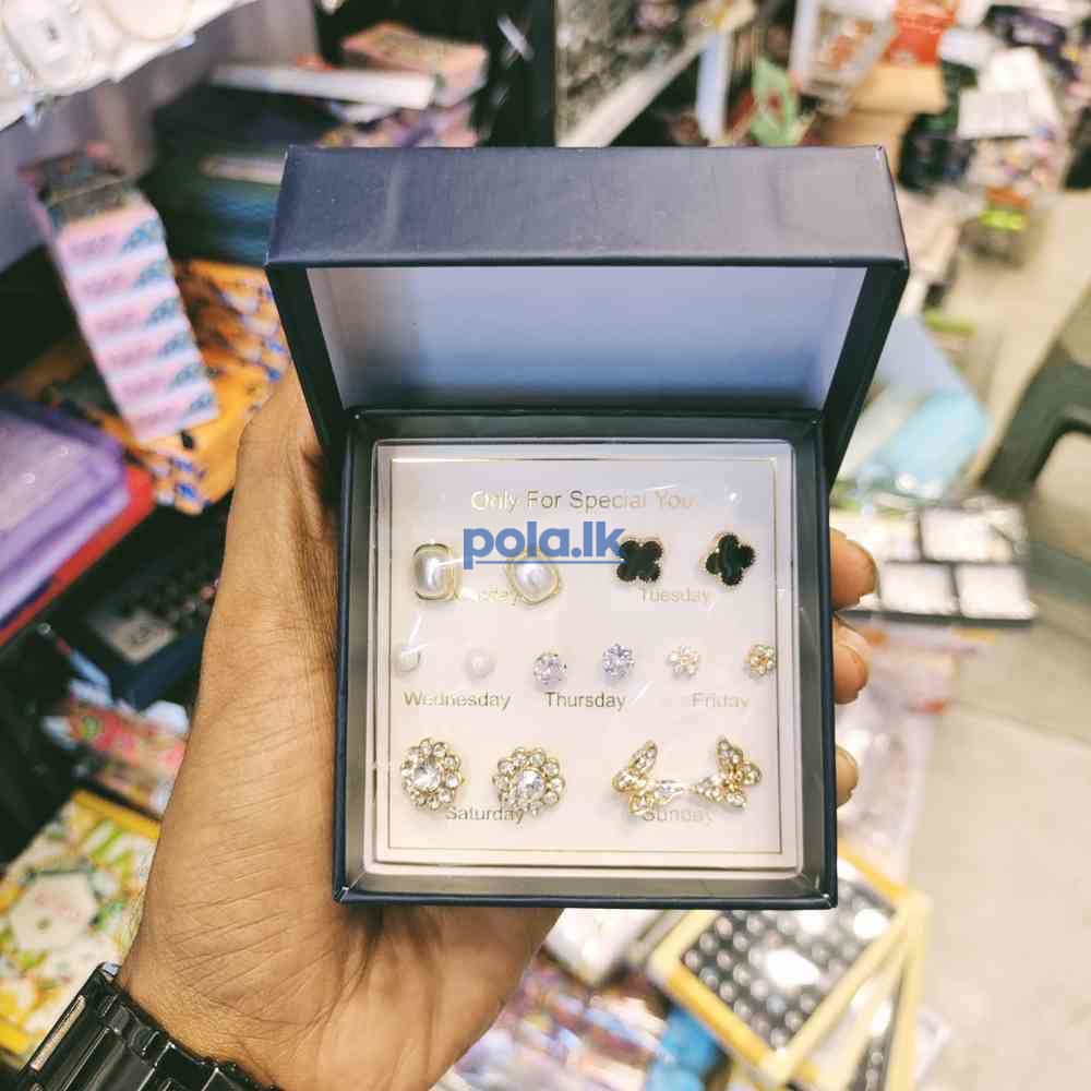 Lady's earing gift box - photo 1