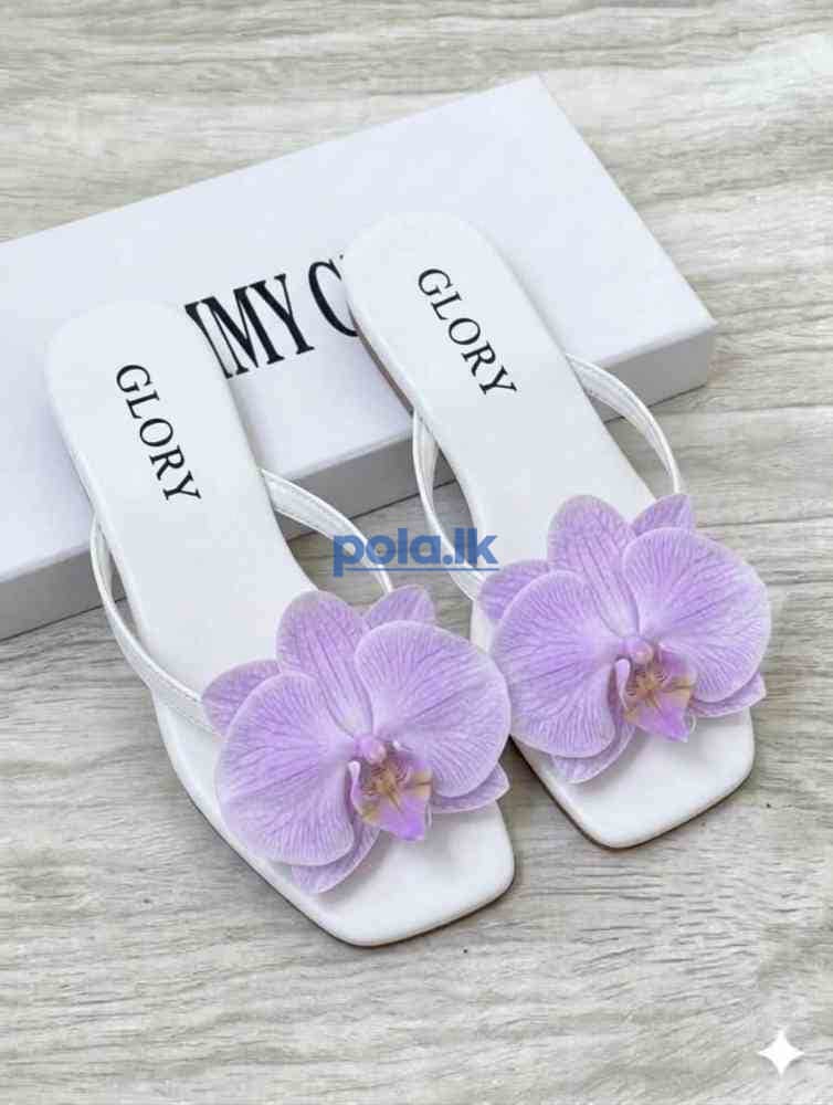 Women's slippers - photo 8