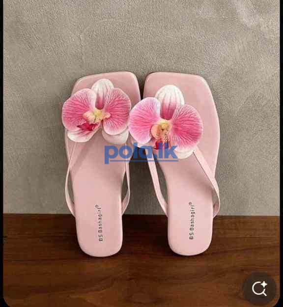 Women's slippers - photo 14