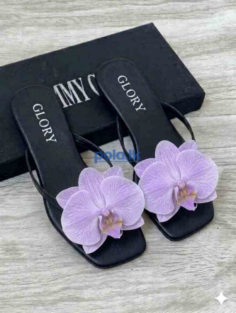 Women's slippers - photo 5