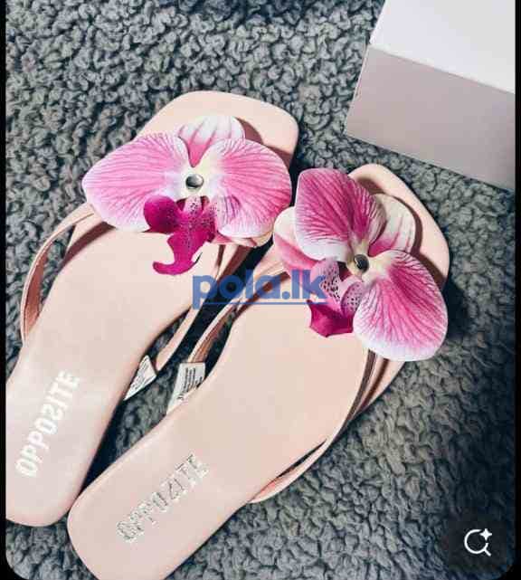 Women's slippers - photo 20