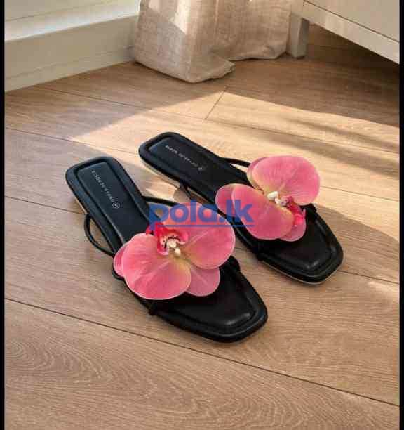 Women's slippers - photo 13
