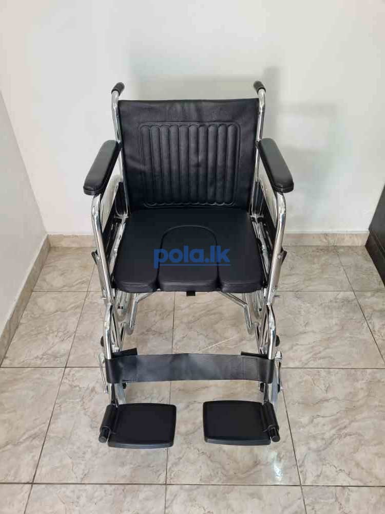 Commode wheelchair for sale - photo 3