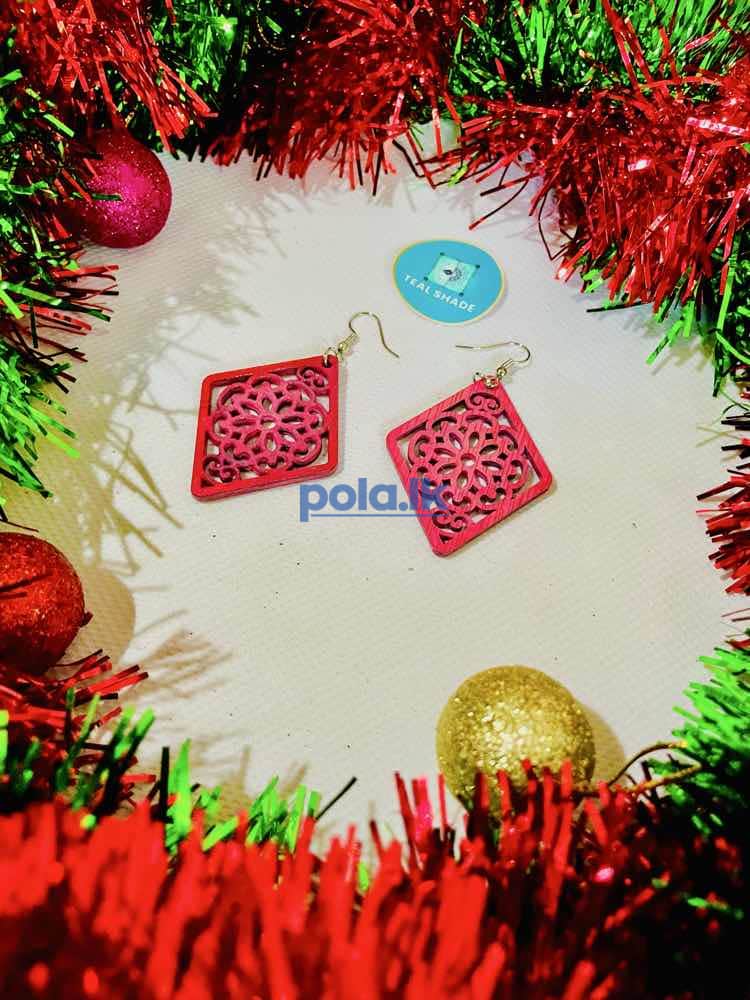 Painted wooden earrings - photo 5