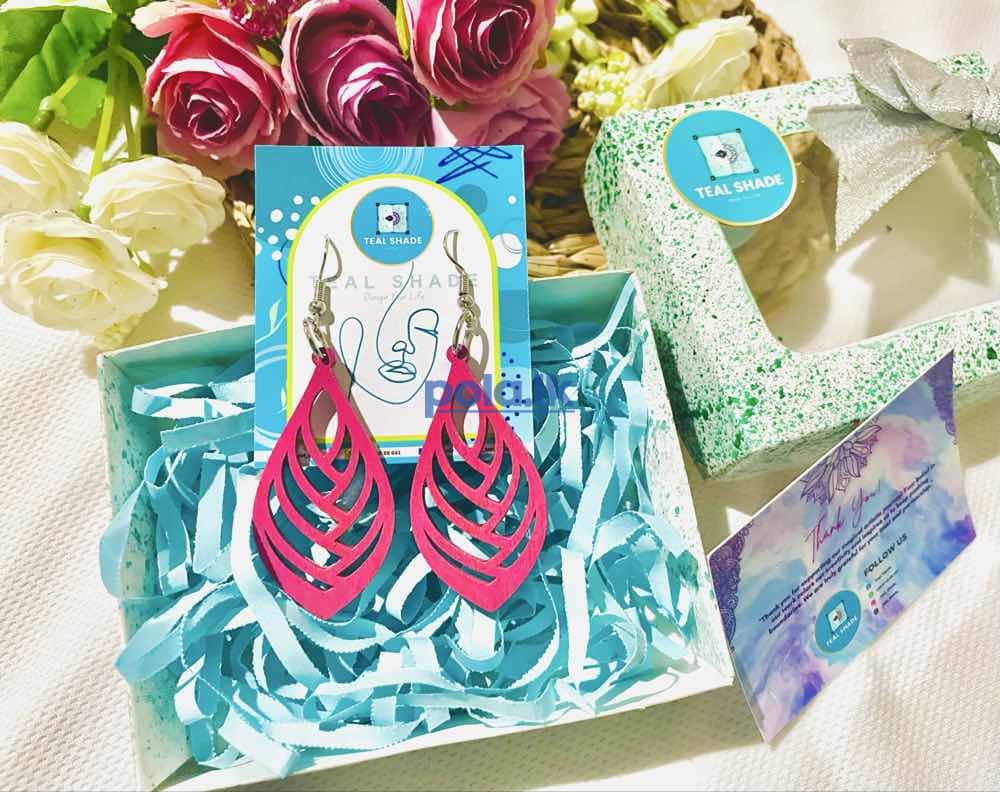 Painted wooden earrings - photo 1