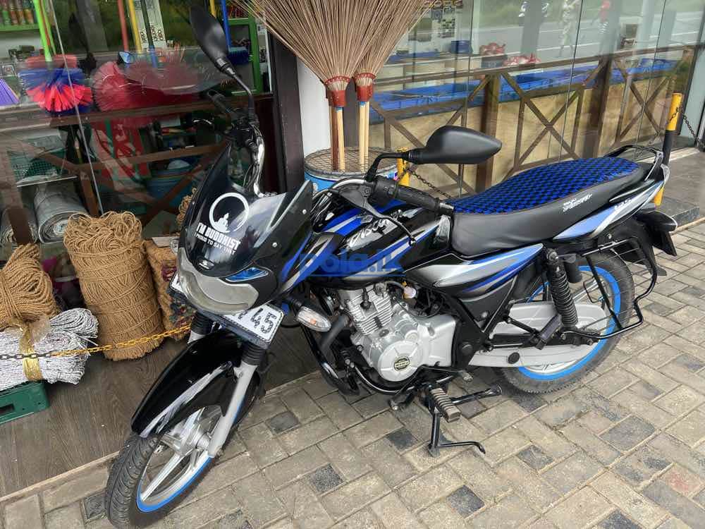 Bajaj discover - photo 1