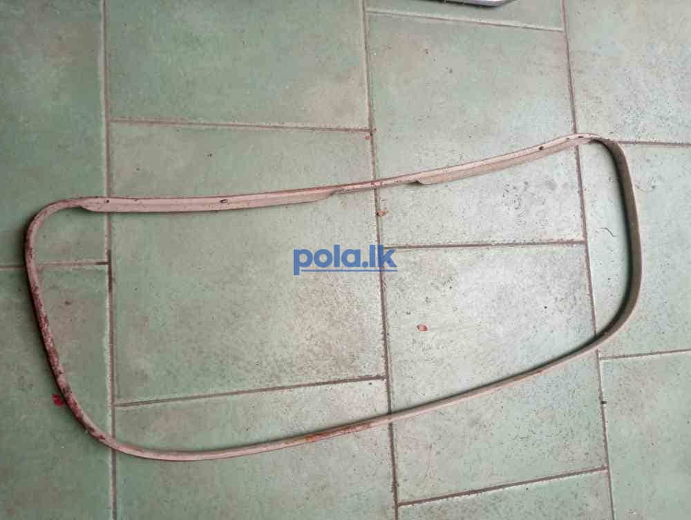 Peugeot 203 windscreen frame - photo 3