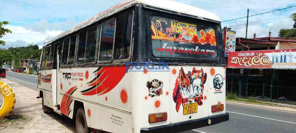 Toyota dyna bus - photo 6