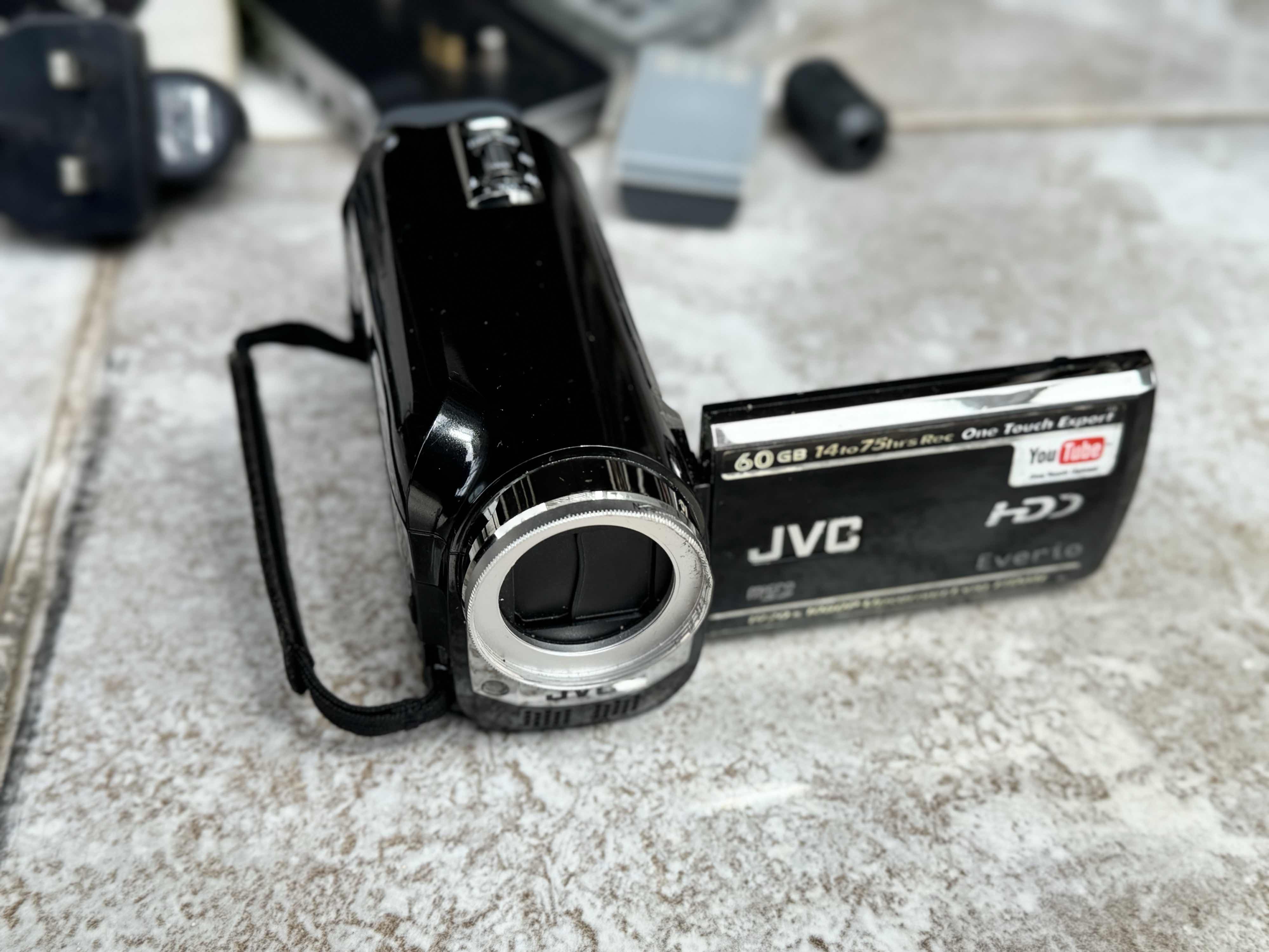 Camera's and camcorders for sale