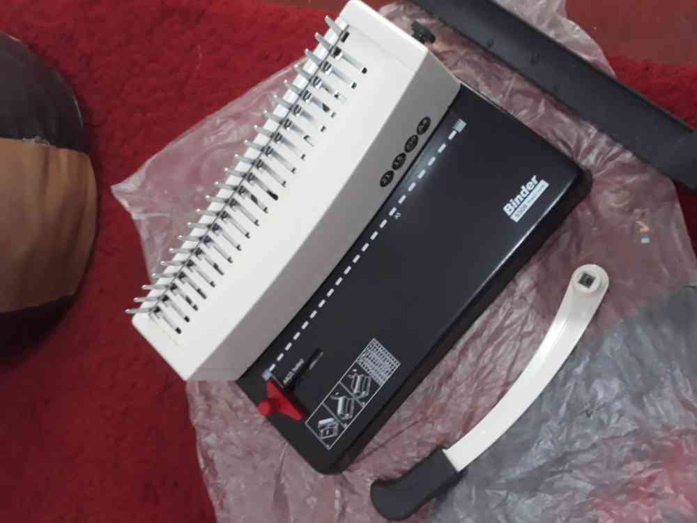 Binding machine