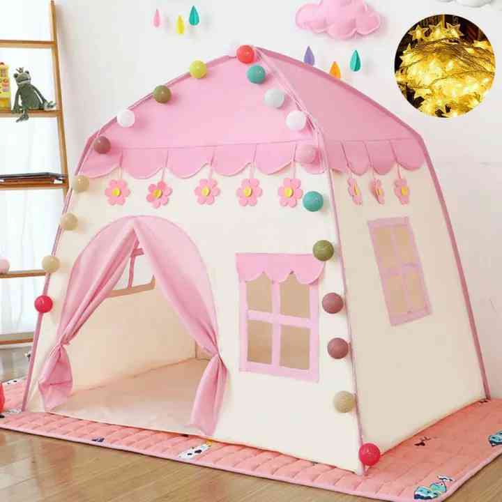 Kids play house