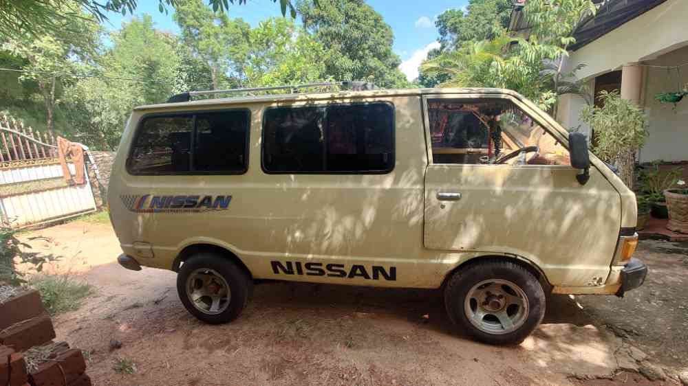 Nissan vanette