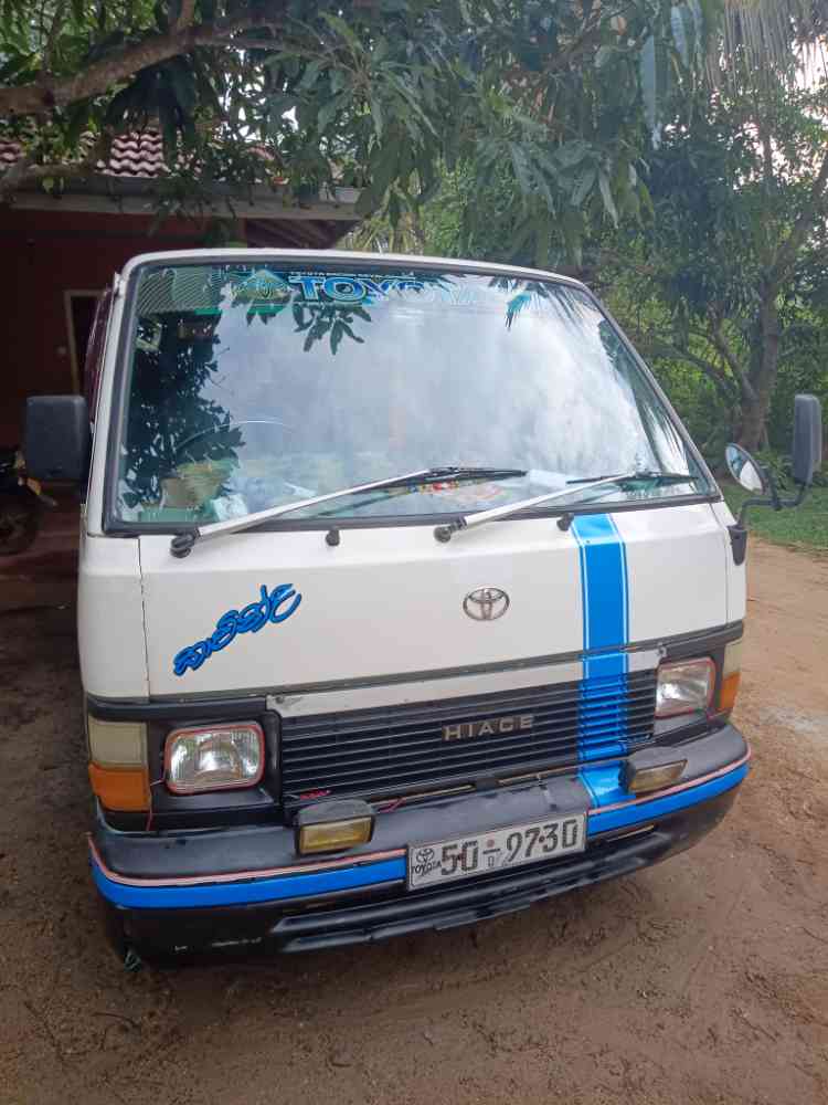 Toyota hiace