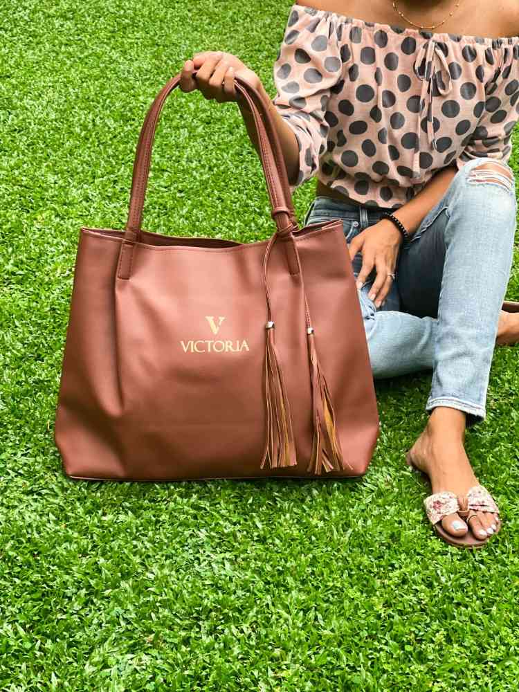 Beauty hand bag