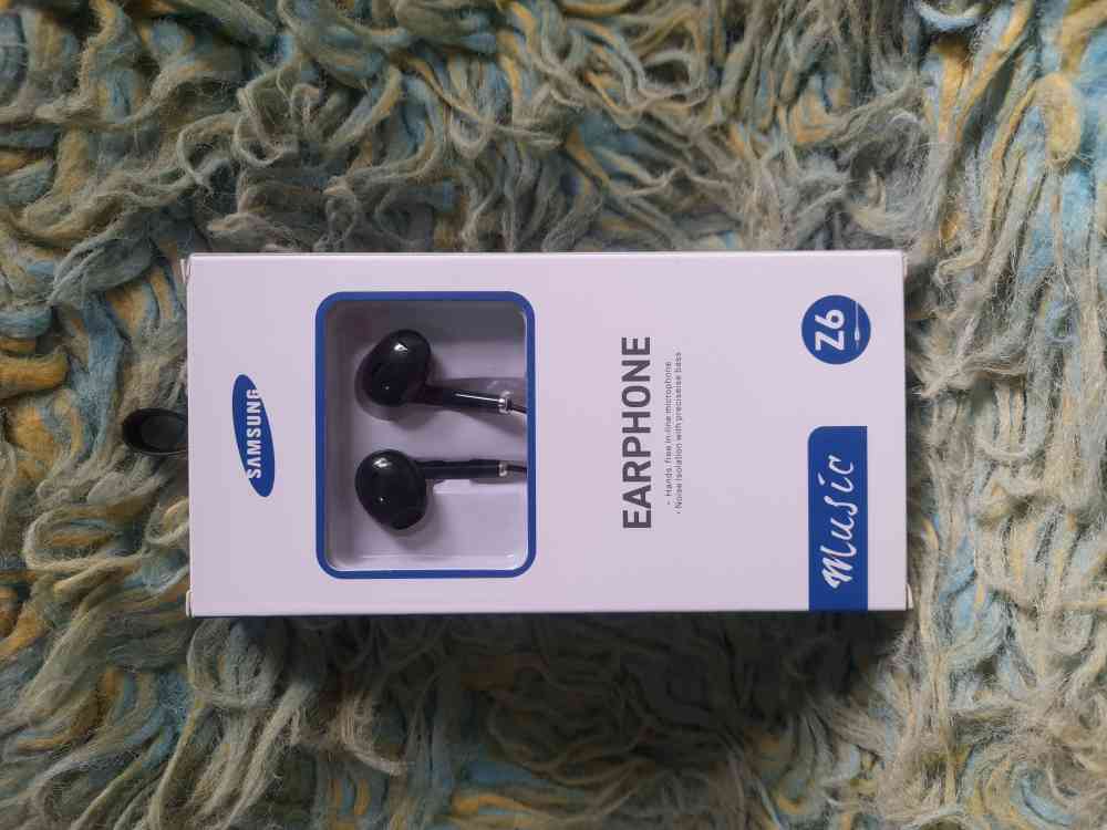 Z6 Earphones