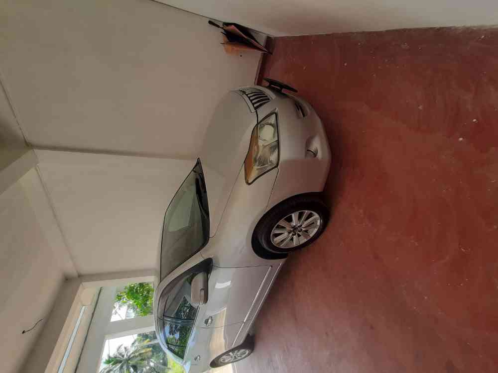 Toyota premio