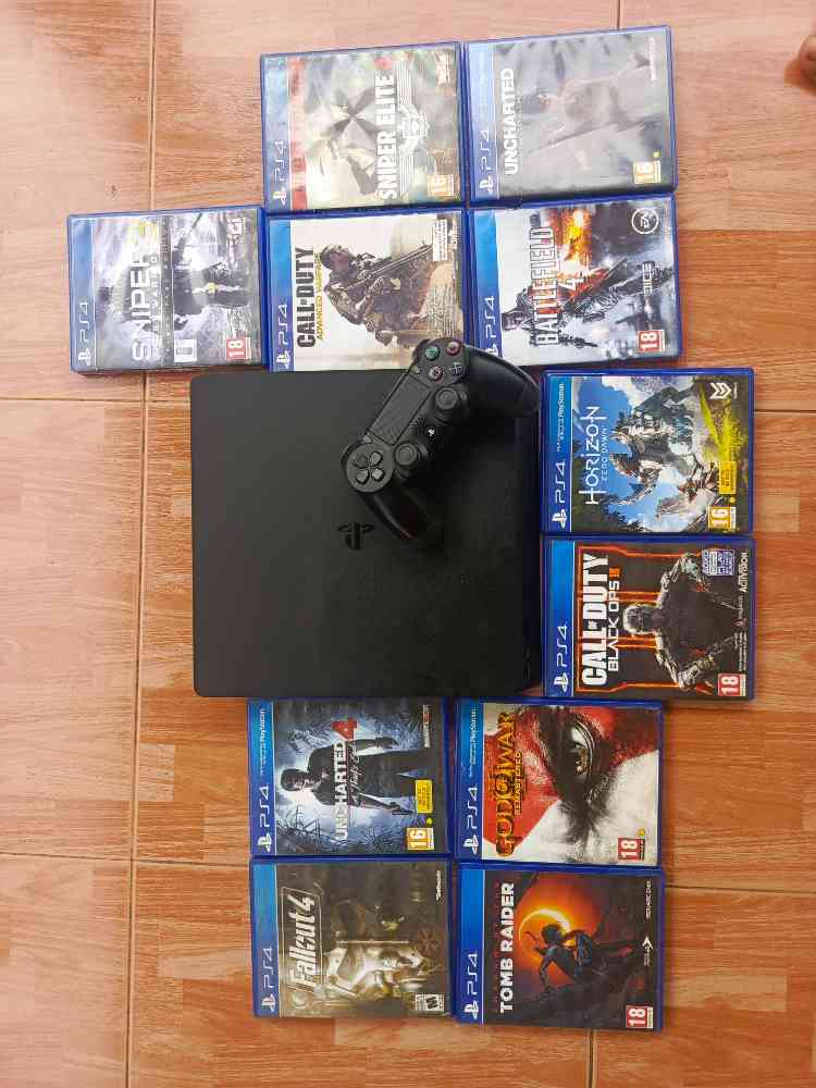 Ps4 with cd