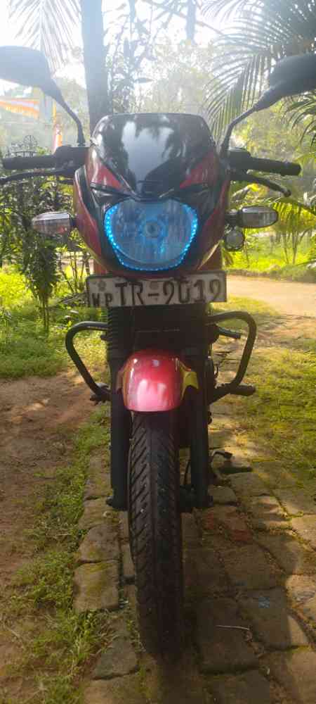 Bajaj pulsar 180