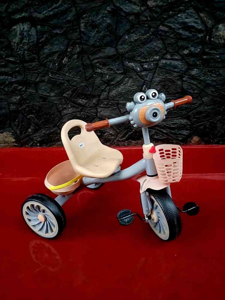 Kids tricycles