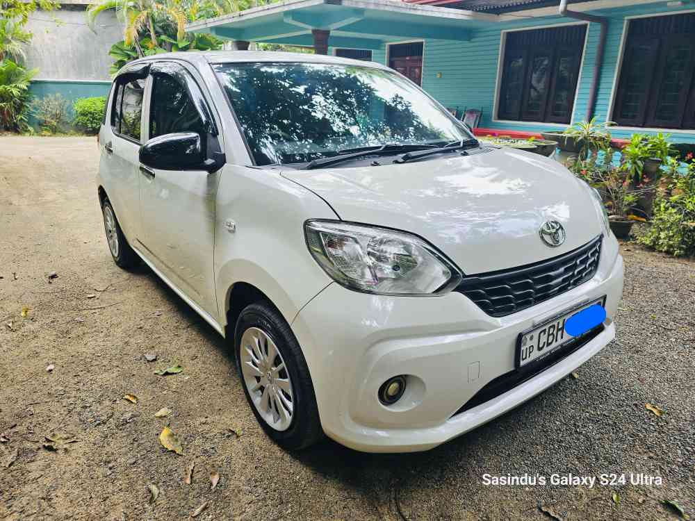 Toyota passo 2016