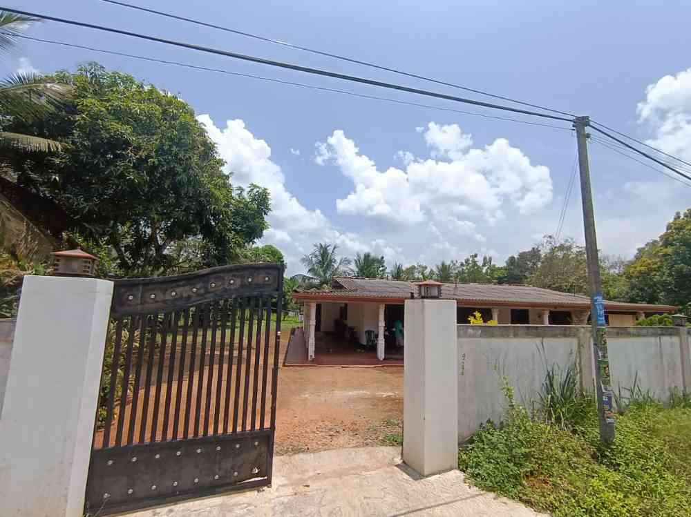 House for sale in anurdhapura