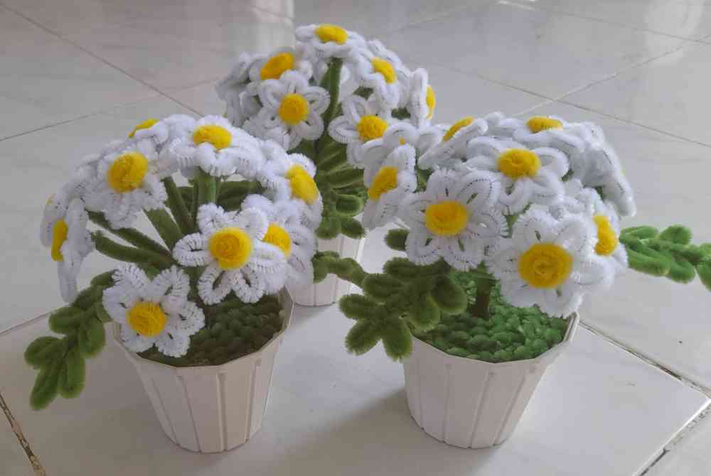 Flower pots