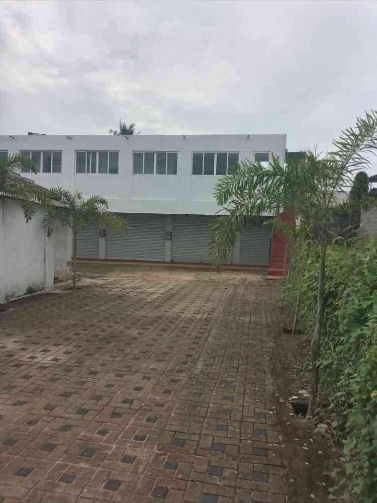 3 Floor building for sale