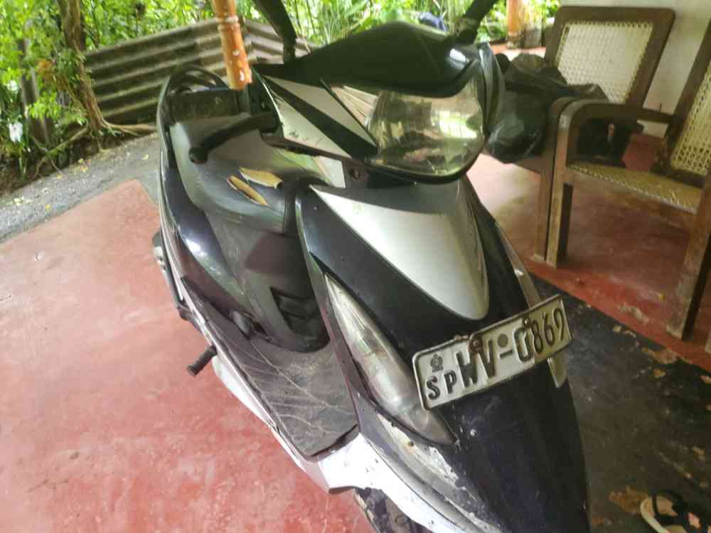 Scooty streak 2011