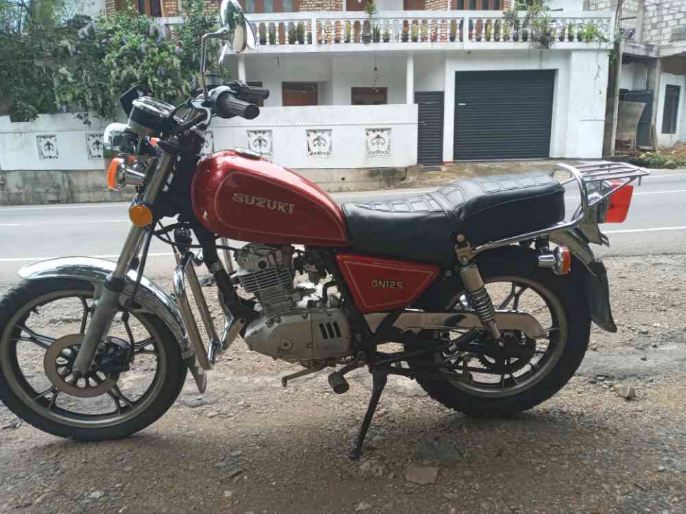 Suzuki Gn 125H