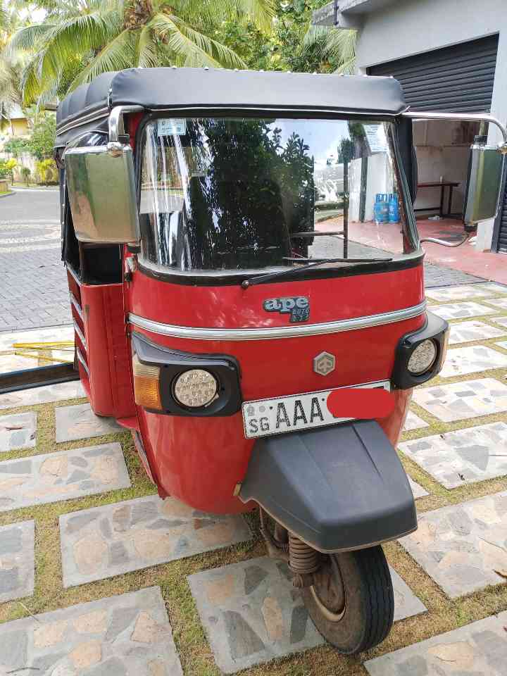 Piaggio three wheeler