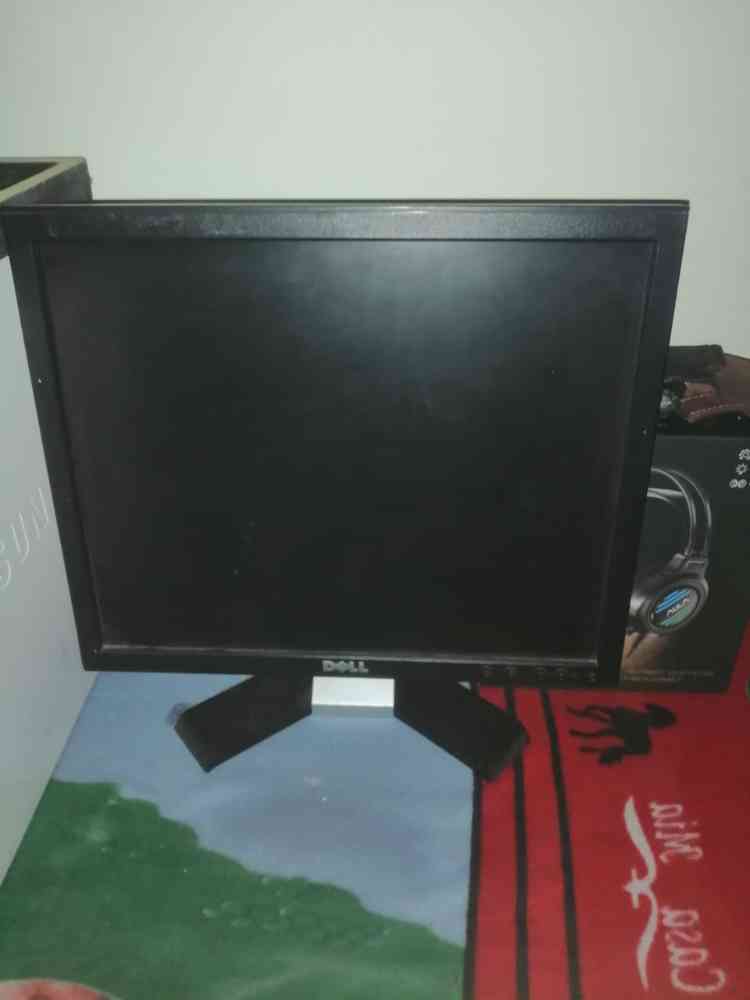 Dell desktop computer